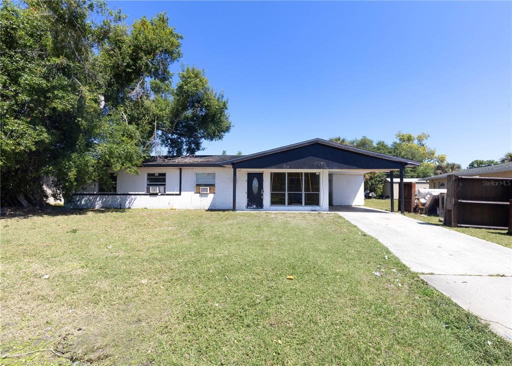 23014 FOOTE AVENUE PORT CHARLOTTE, FL 33952
