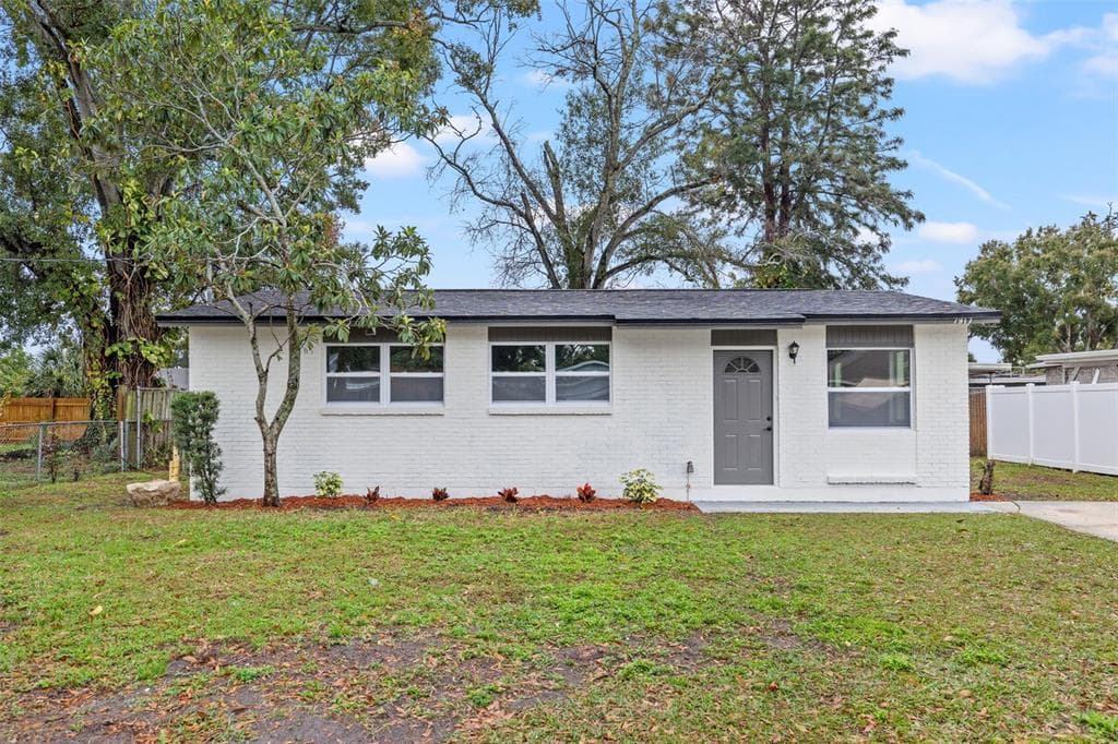 7917 CROTON AVENUE TAMPA, FL 33619