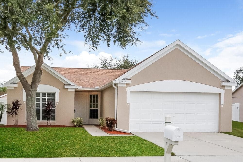 12615 MIDPOINTE DRIVE RIVERVIEW, FL 33578