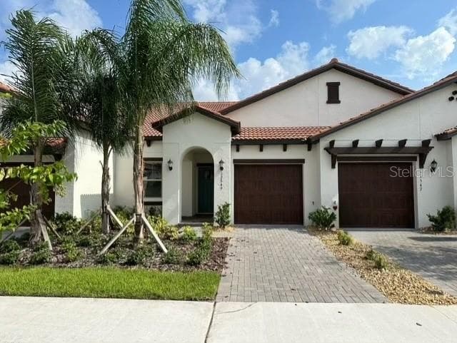 17549 HOLLY WELL AVENUE WIMAUMA, FL 33598