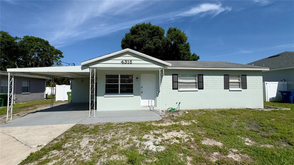 4316 S HALE AVENUE TAMPA, FL 33611