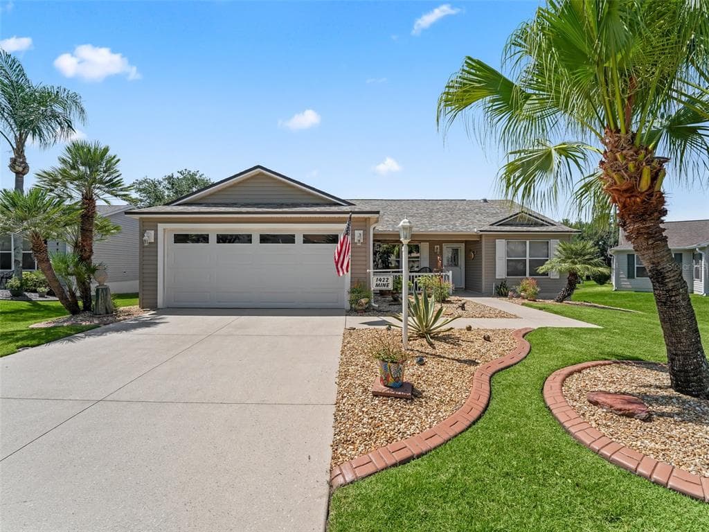 1422 BLUEBERRY WAY THE VILLAGES, FL 32162