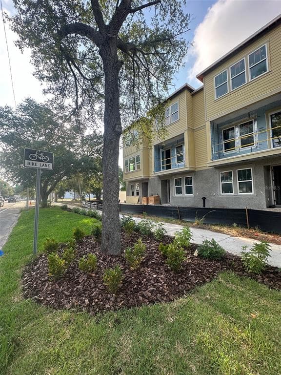 2143 1ST AVENUE N ST PETERSBURG, FL 33713
