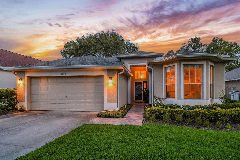 4608 DUNNIE DRIVE TAMPA, FL 33614