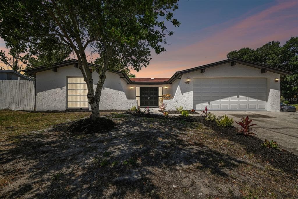 9741 GRAY FOX LANE PORT RICHEY, FL 34668
