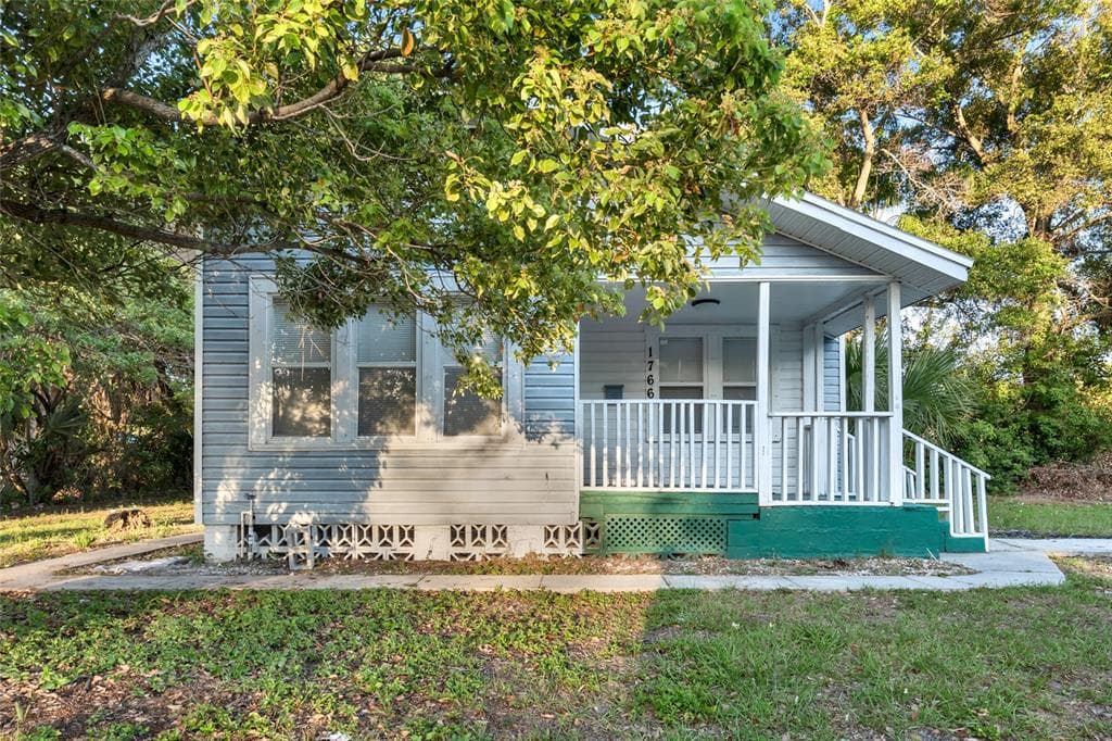1766 27TH STREET S ST PETERSBURG, FL 33712