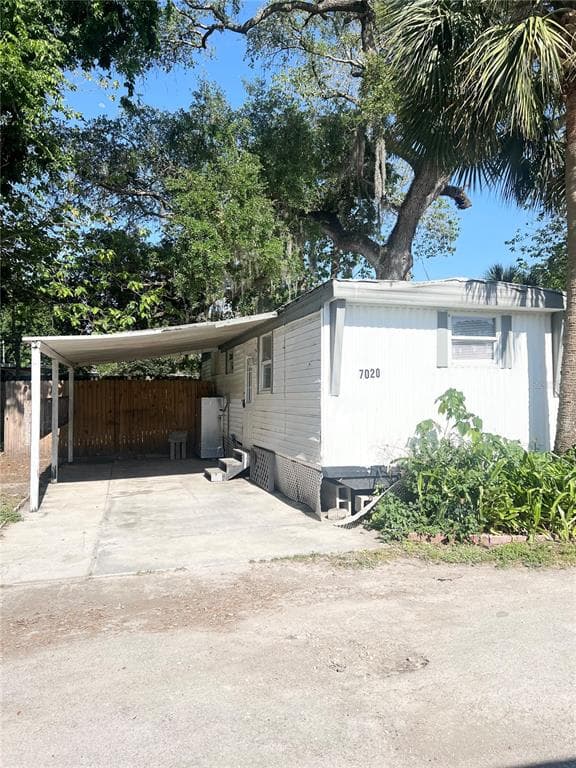 7020 WASHINGTON STREET NEW PORT RICHEY, FL 34652
