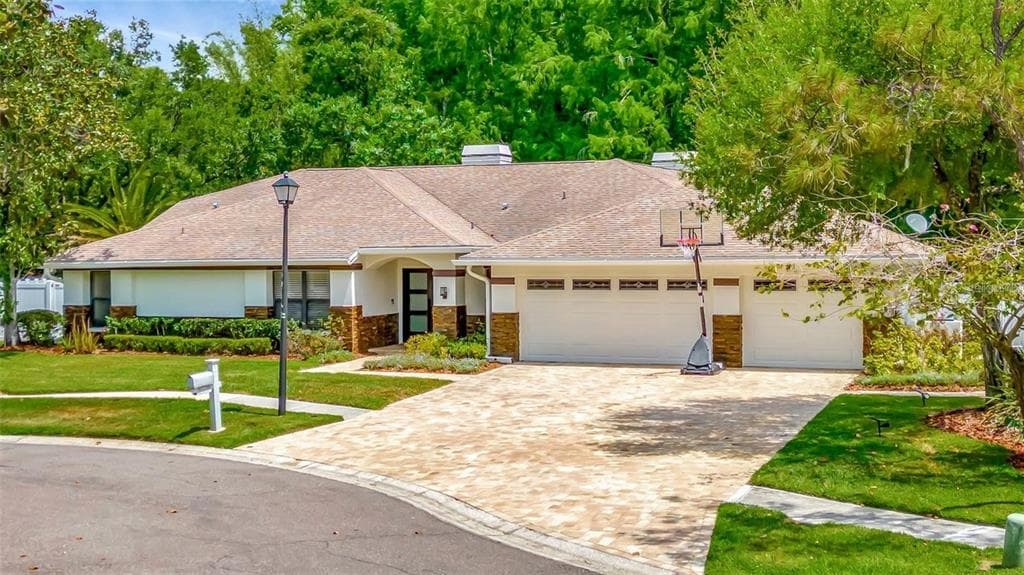 5411 BURCHETTE ROAD TAMPA, FL 33647