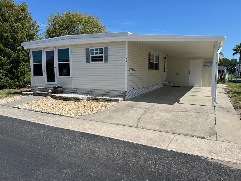 25 PINDO PALM STREET W LARGO, FL 33770