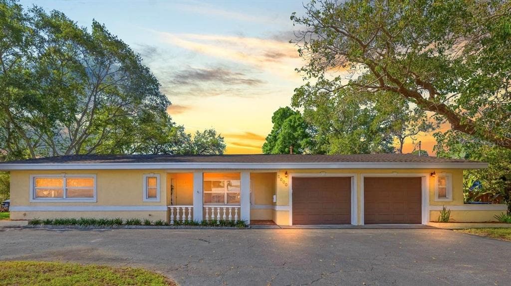 2800 PINELLAS POINT DRIVE S ST PETERSBURG, FL 33712