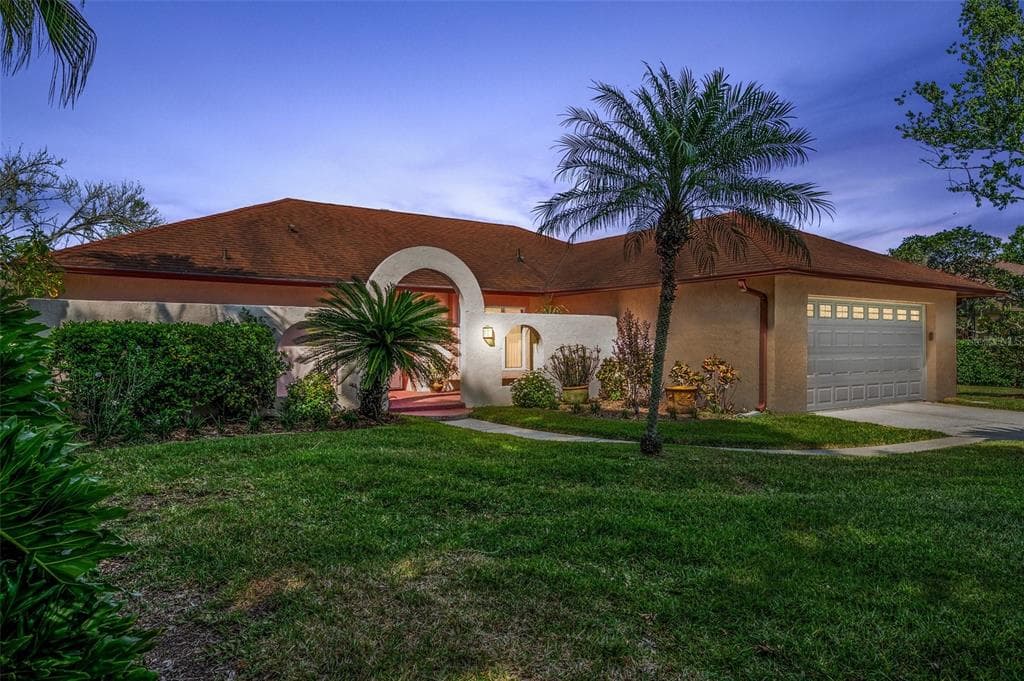 9126 REGENTS PARK DRIVE TAMPA, FL 33647