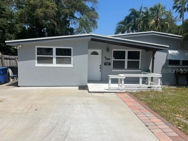 2929 11TH AVENUE N ST PETERSBURG, FL 33713