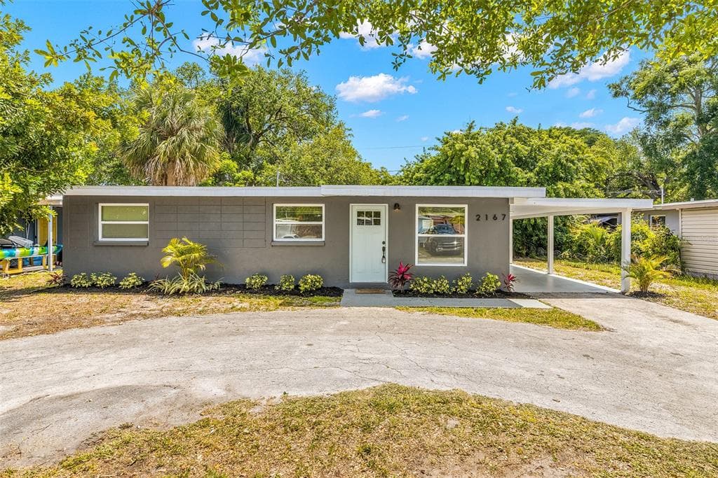 2167 BARCELONA DRIVE CLEARWATER, FL 33764