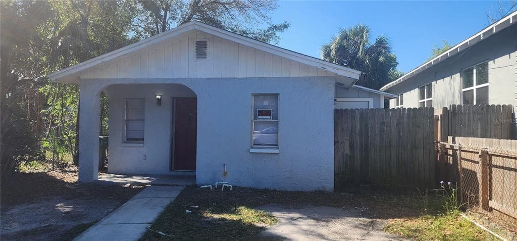 2709 E 17TH AVENUE TAMPA, FL 33605