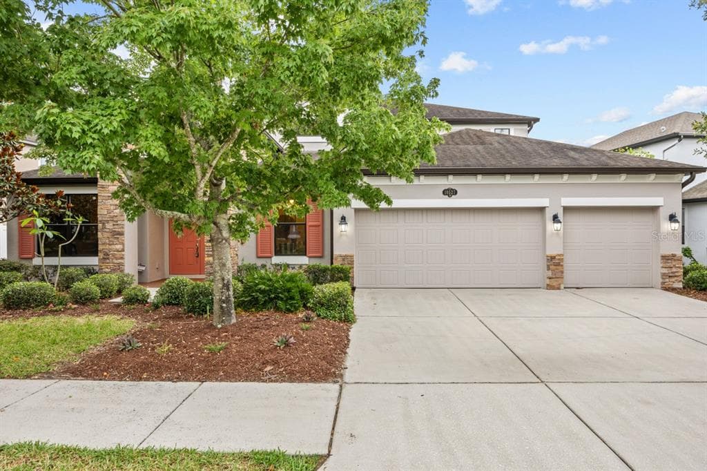 10527 MISTFLOWER LANE TAMPA, FL 33647