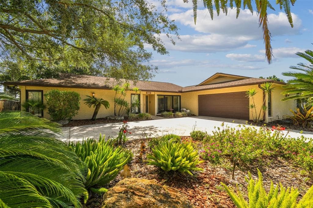 3716 LAKE PADGETT DRIVE