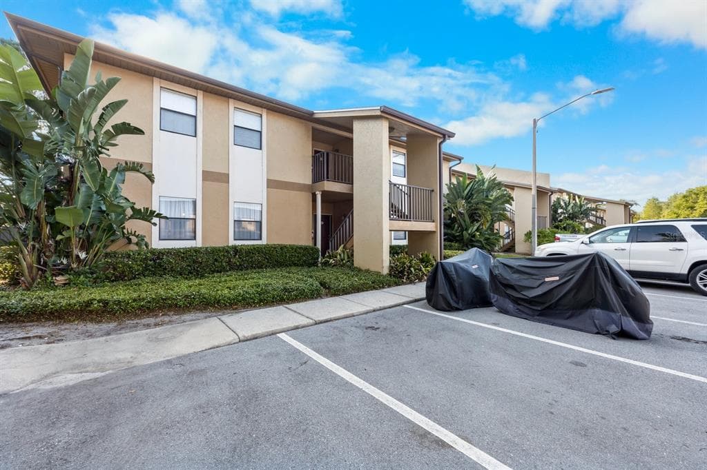 10100 SAILWINDS BOULEVARD N UNIT 101 LARGO, FL 33773