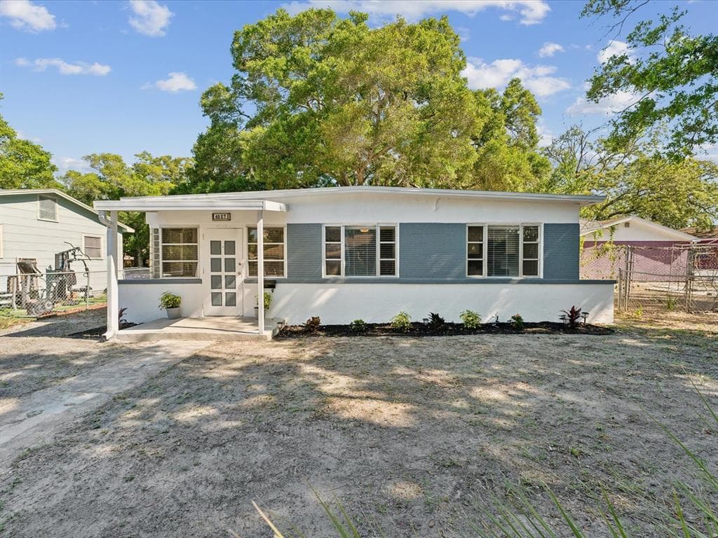4527 19TH AVENUE S ST PETERSBURG, FL 33711