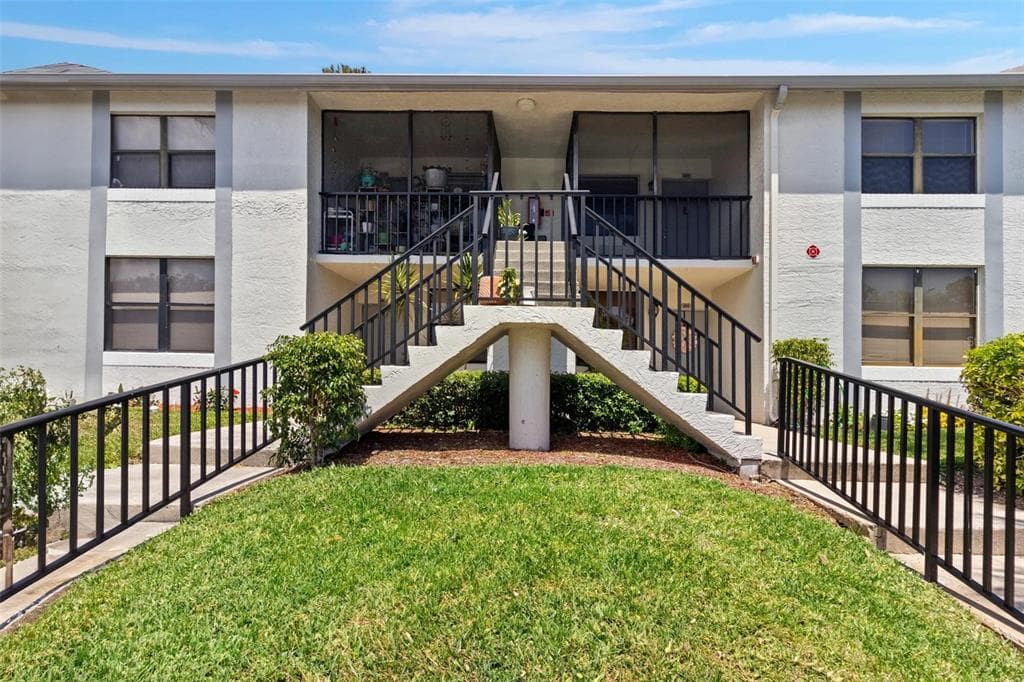 1945 PELICAN LANDING BOULEVARD UNIT 624 CLEARWATER, FL 33762