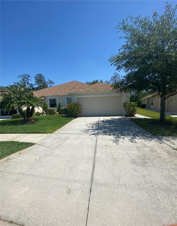 5836 AUTUMN SHIRE DRIVE ZEPHYRHILLS, FL 33541