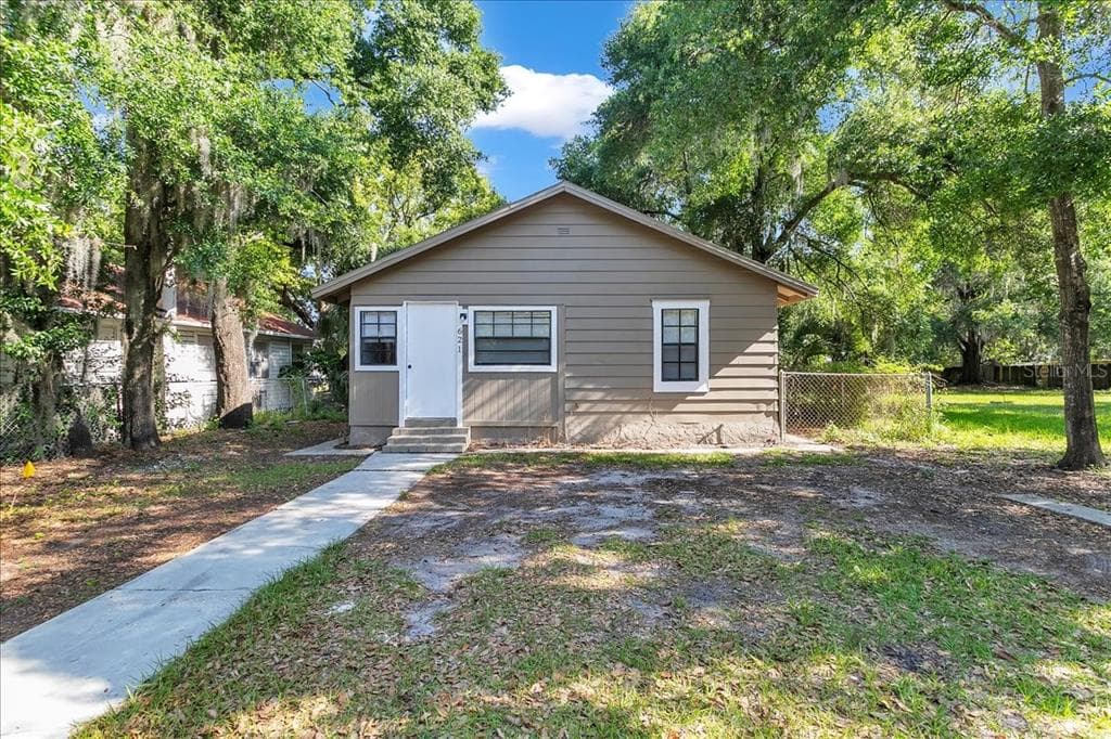 621 EMMA STREET LAKELAND, FL 33815