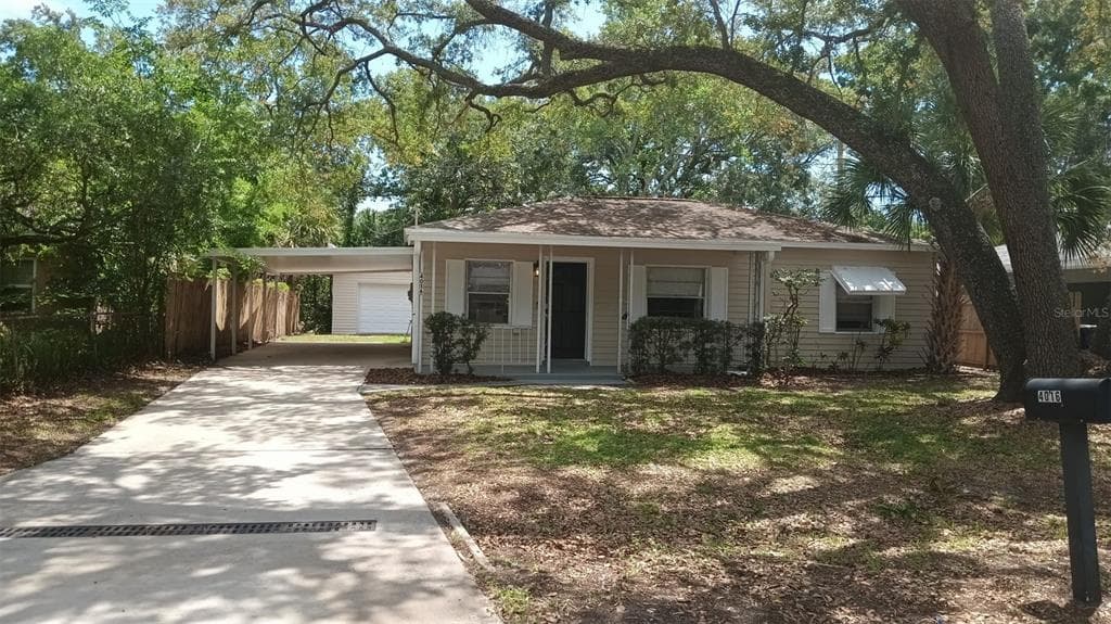 4016 S RENELLIE DRIVE TAMPA, FL 33611