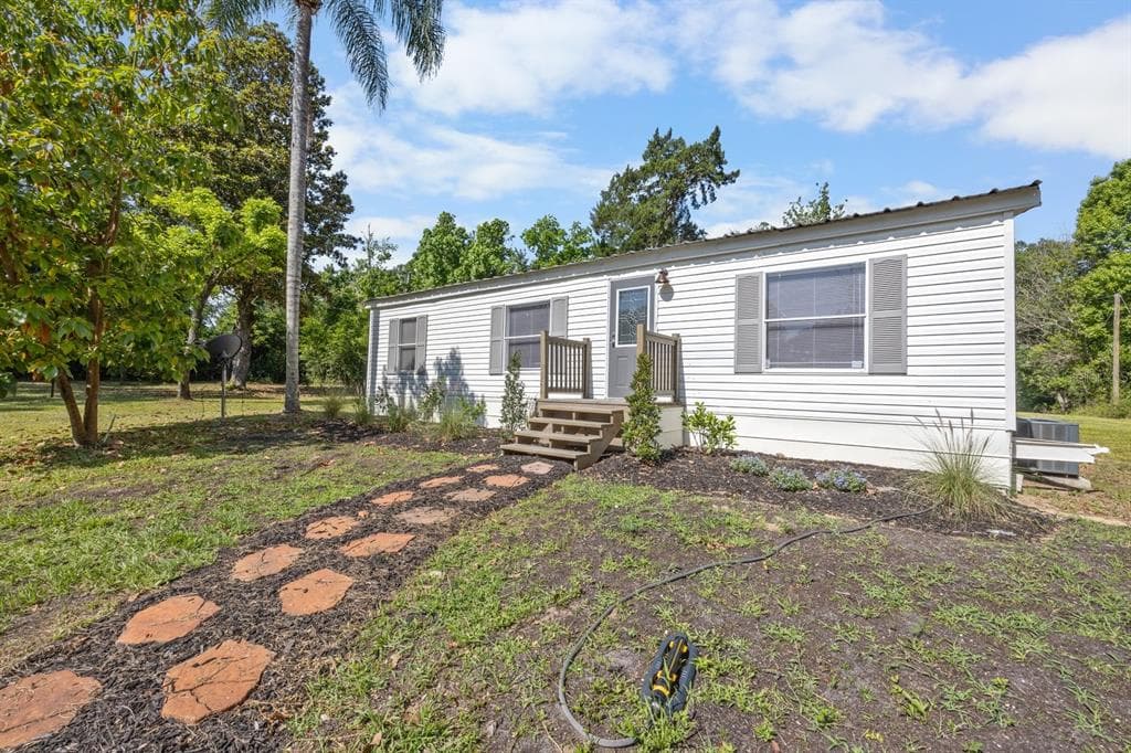 33907 TRILBY ROAD DADE CITY, FL 33523