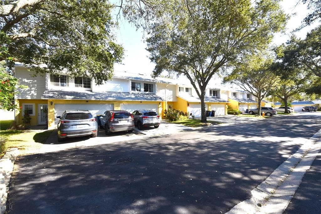 1128 SUNSET POINT ROAD UNIT 401 CLEARWATER, FL 33755