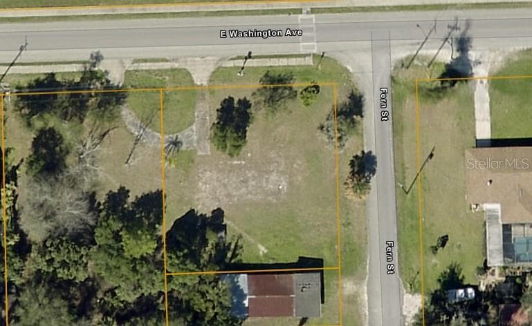 139 E WASHINGTON AVENUE PIERSON, FL 32180