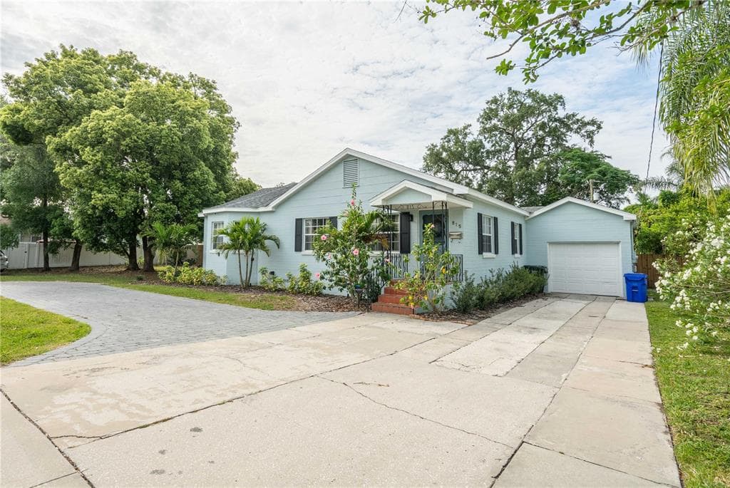 815 E EDGEWOOD DRIVE LAKELAND, FL 33803