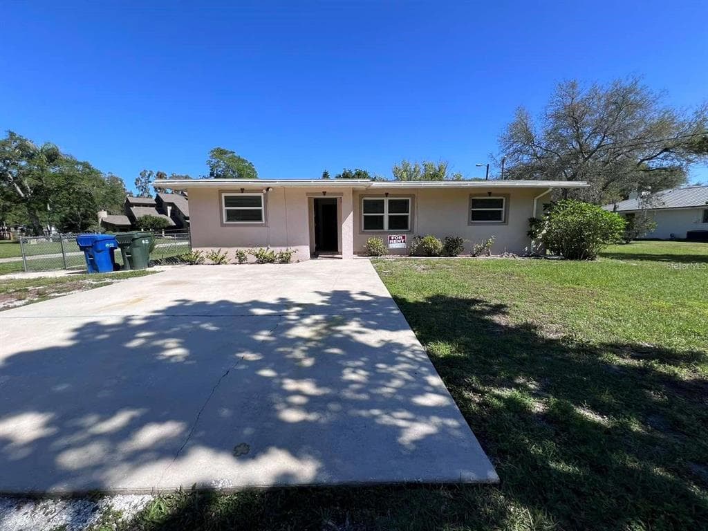 2274 LANCASTER DRIVE CLEARWATER, FL 33764
