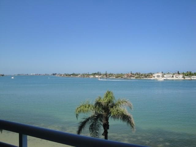 6093 BAHIA DEL MAR CIRCLE UNIT 478 ST PETERSBURG, FL 33715