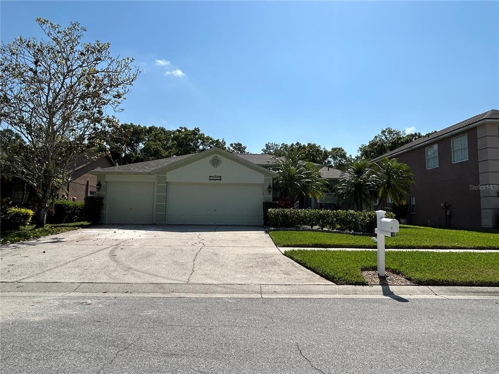 15513 EASTBOURN DRIVE ODESSA, FL 33556