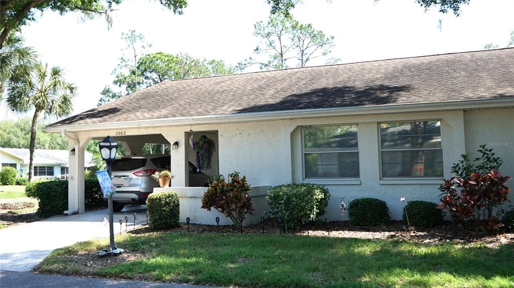 2002 HULLHOUSE DRIVE UNIT 340 SUN CITY CENTER, FL 33573