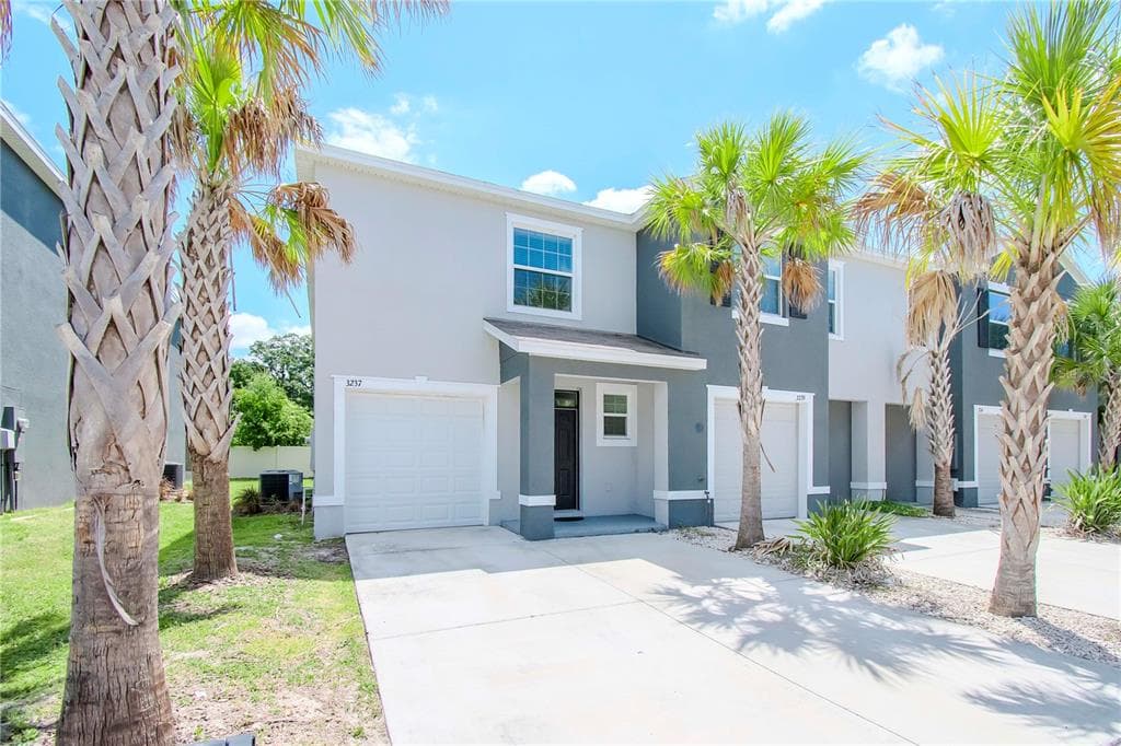 3237 PLEASANT WILLOW COURT