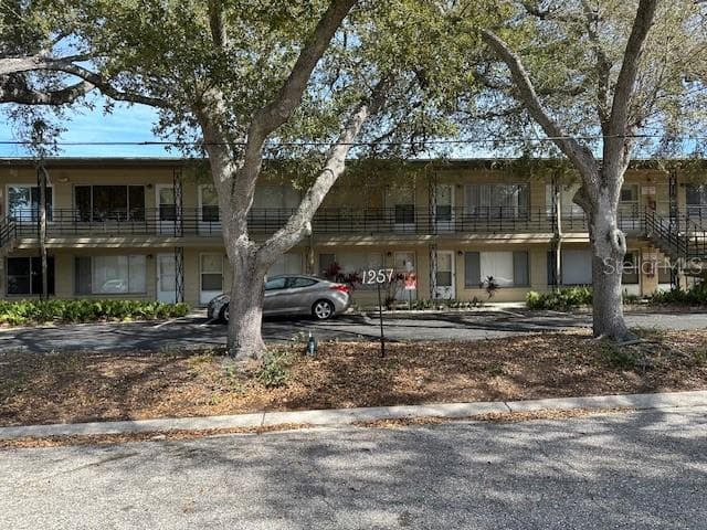 1257 DREW STREET UNIT 17 CLEARWATER, FL 33755
