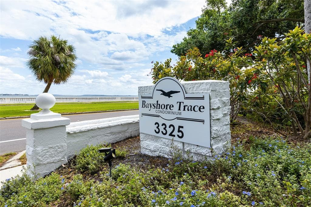 3325 BAYSHORE BOULEVARD UNIT D35 TAMPA, FL 33629