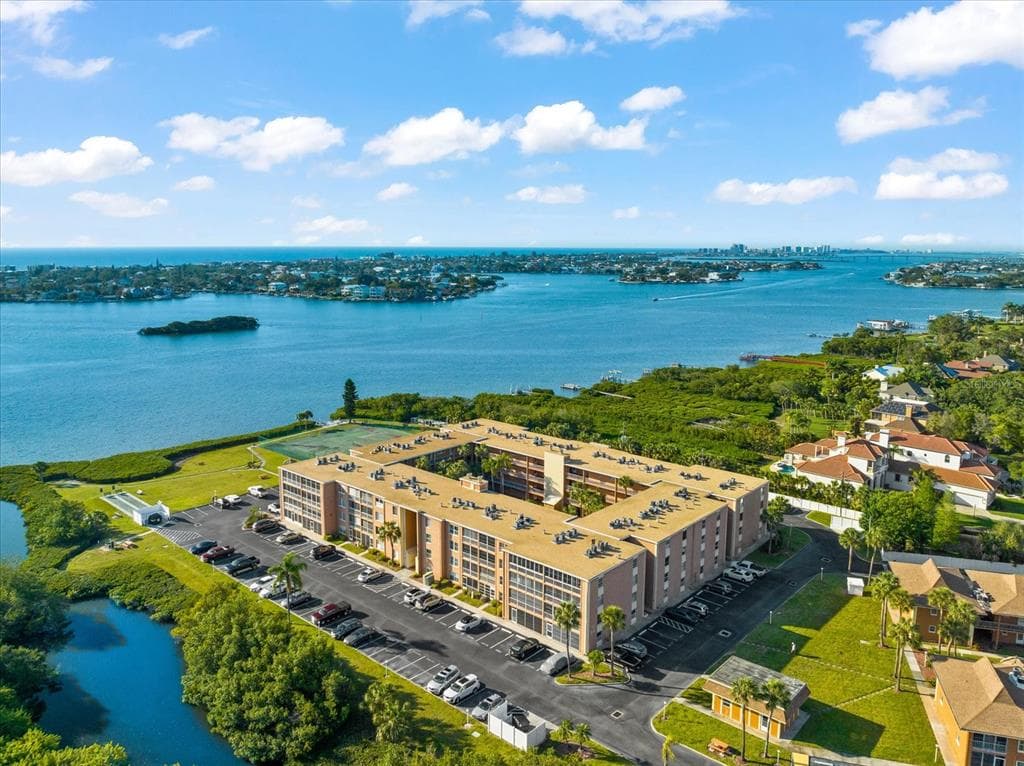 12760 INDIAN ROCKS ROAD UNIT 1062 LARGO, FL 33774