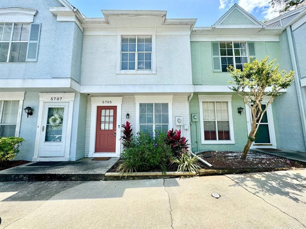 5705 DALDEN DRIVE TEMPLE TERRACE, FL 33617