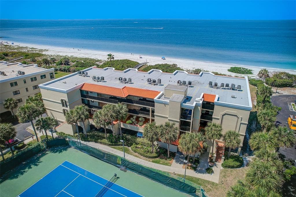 7564 BAYSHORE DRIVE UNIT 205 TREASURE ISLAND, FL 33706