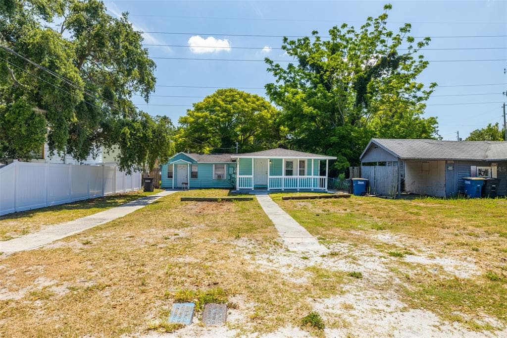 1917 MACOMBER AVENUE UNIT A CLEARWATER, FL 33755