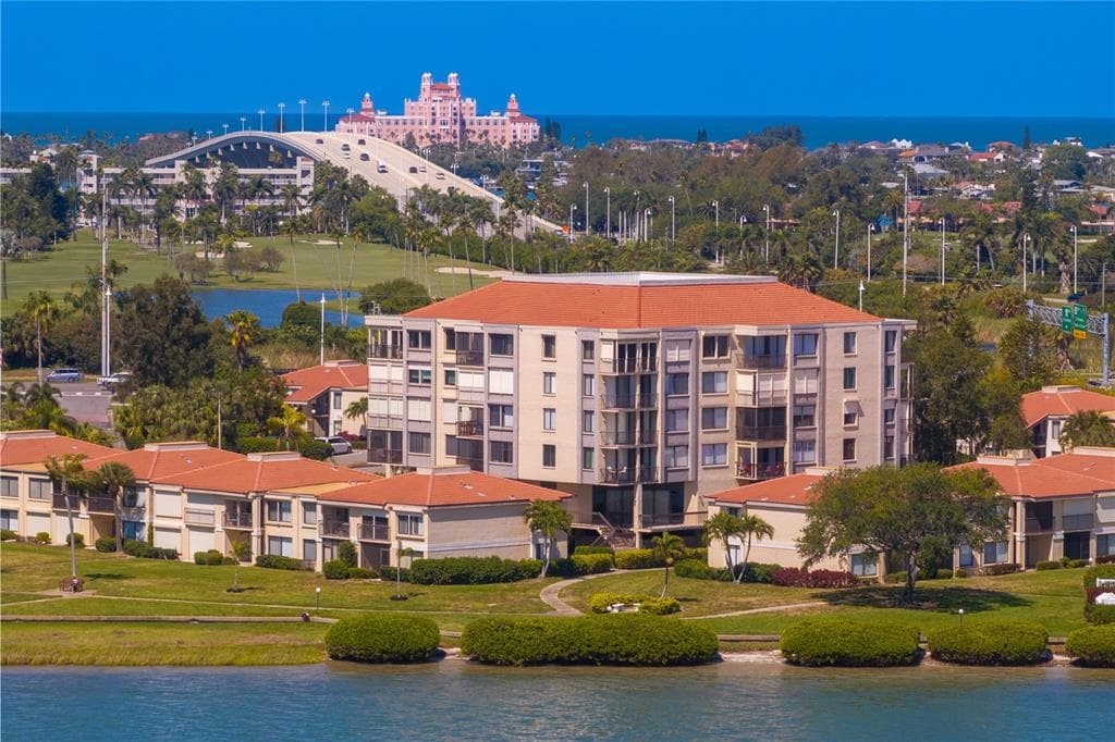 6158 PALMA DEL MAR BOULEVARD S UNIT 605 ST PETERSBURG, FL 33715