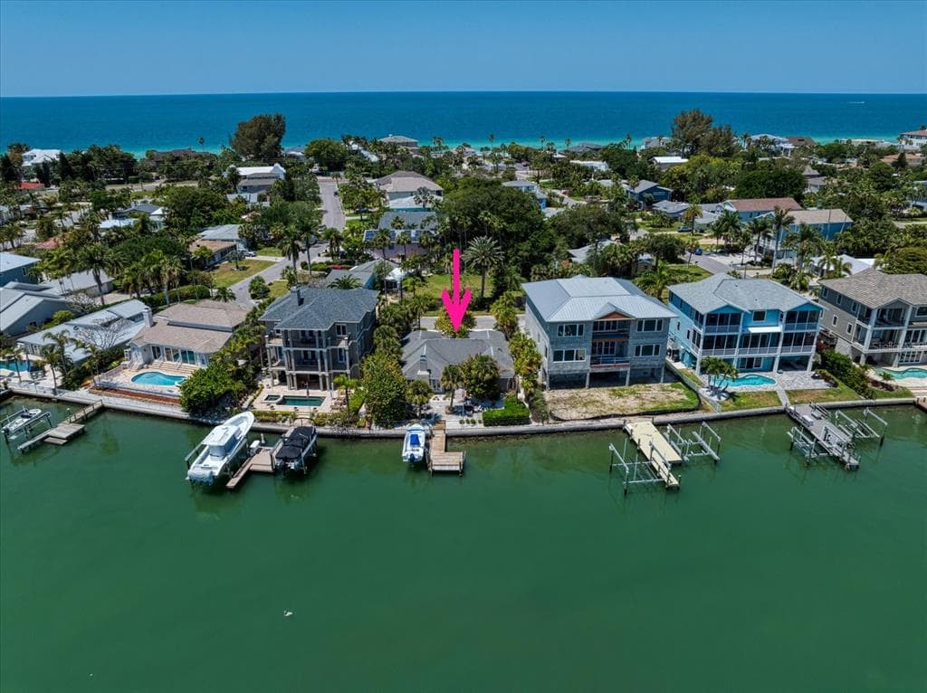 507 HARBOR DRIVE BELLEAIR BEACH, FL 33786