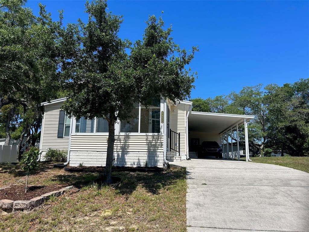 8899 HIGHPOINT BOULEVARD BROOKSVILLE, FL 34613