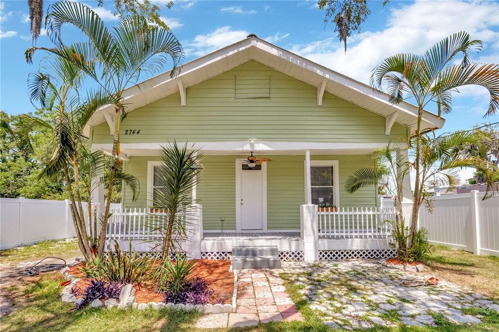 2744 ELLIS AVENUE EATON PARK, FL 33840