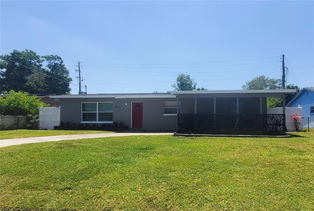 7409 MANCHESTER LANE TAMPA, FL 33619
