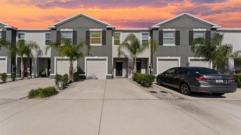 2707 SUNCOAST BLEND DRIVE ODESSA, FL 33556