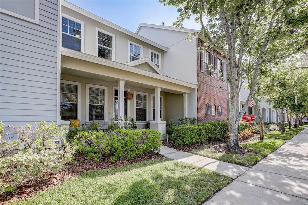 10013 PARLEY DRIVE TAMPA, FL 33626
