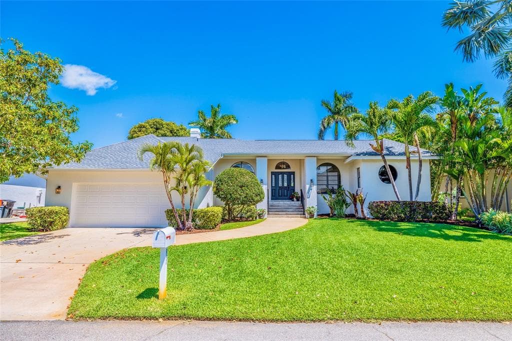 647 CORTEZ DRIVE TIERRA VERDE, FL 33715