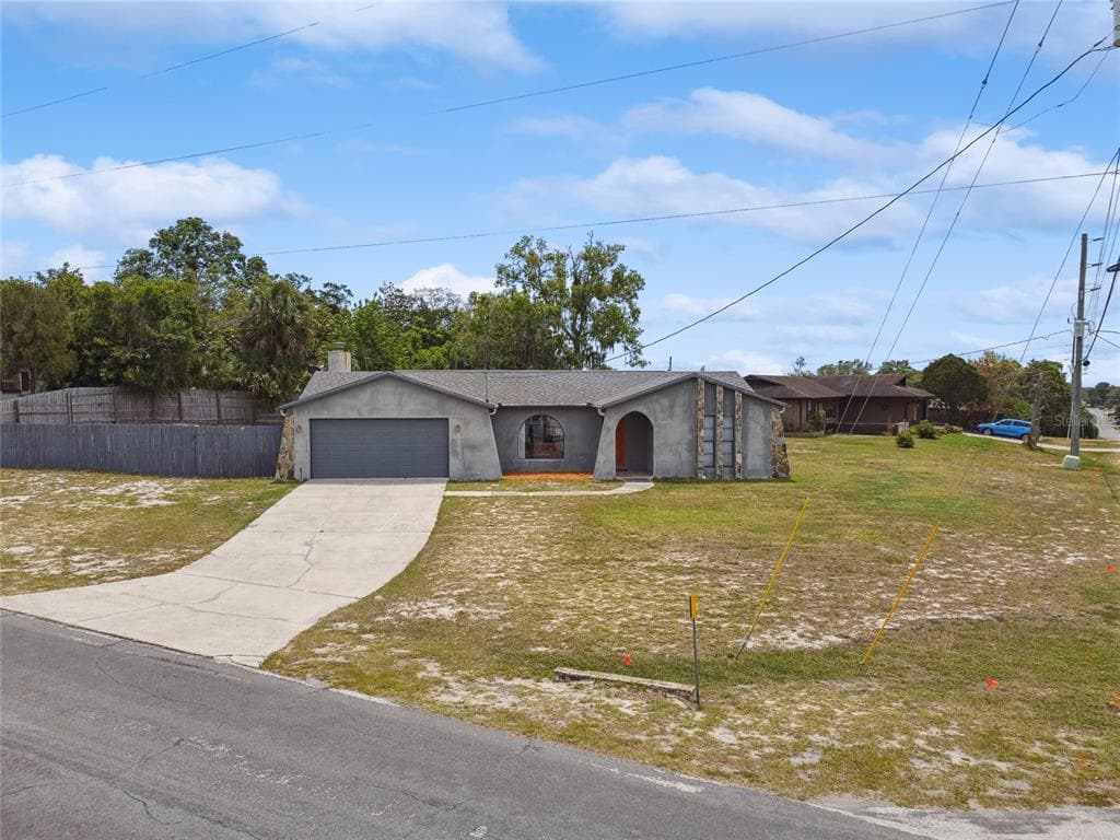 6110 AIRMONT DRIVE SPRING HILL, FL 34606
